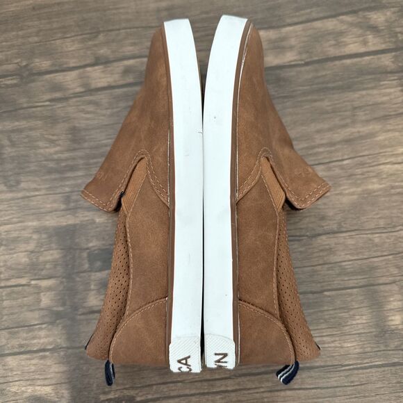 Nautica Kids Akeley Slip-On Casual Shoe Size 3,  Gently Used In Great Condition - Picture 6 of 8